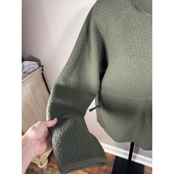 Everlane Olive Teddy Jacket - Picture 2 of 9
